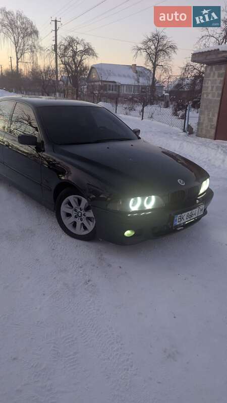 Седан BMW 5 Series 2002 в Ровно