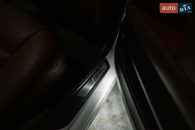 Седан BMW 5 Series 2010 в Львове