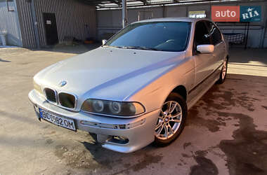 Седан BMW 5 Series 1997 в Ромнах