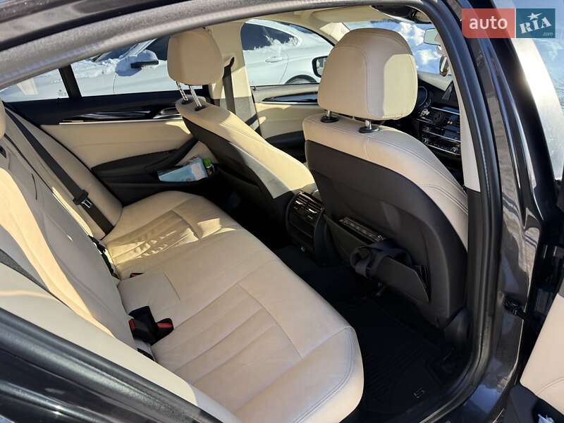 Седан BMW 5 Series 2018 в Луцке