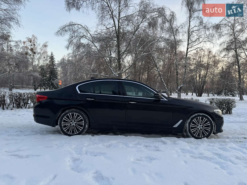 Седан BMW 5 Series 2017 в Кременчуці