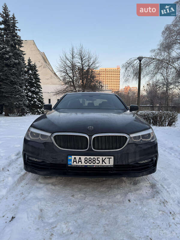 Седан BMW 5 Series 2017 в Кременчуці