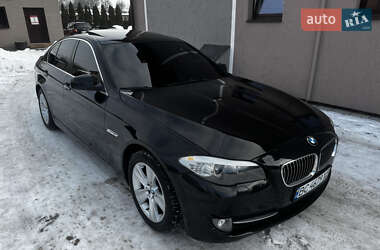 Седан BMW 5 Series 2012 в Львове