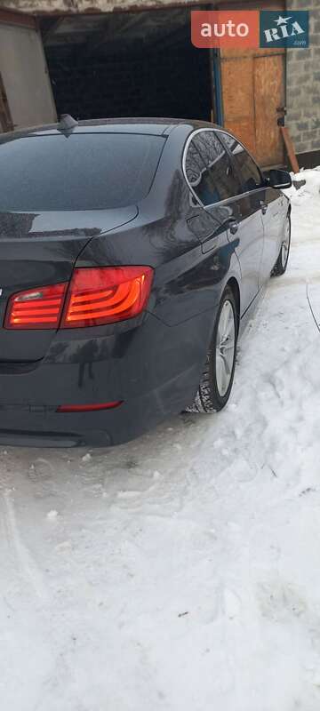 Седан BMW 5 Series 2010 в Харкові