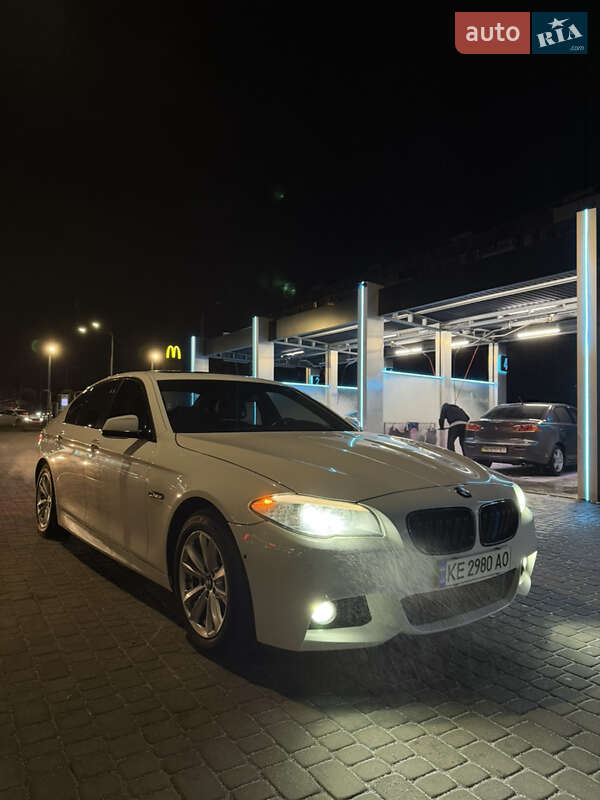 BMW 5 Series 2012