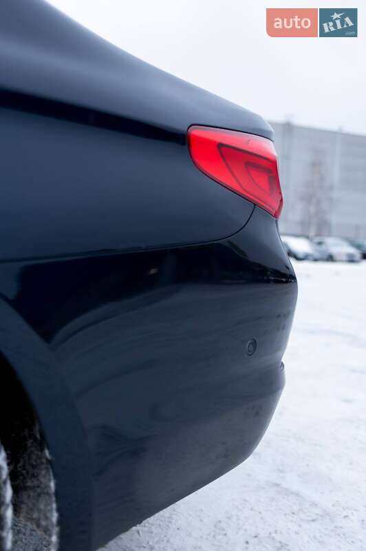 Седан BMW 5 Series 2019 в Ровно