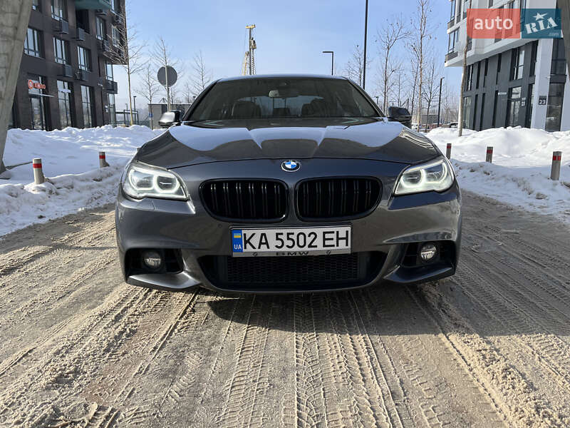 Седан BMW 5 Series 2016 в Киеве