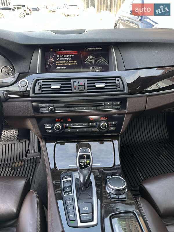 Седан BMW 5 Series 2016 в Киеве