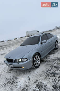 Седан BMW 5 Series 2002 в Черновцах