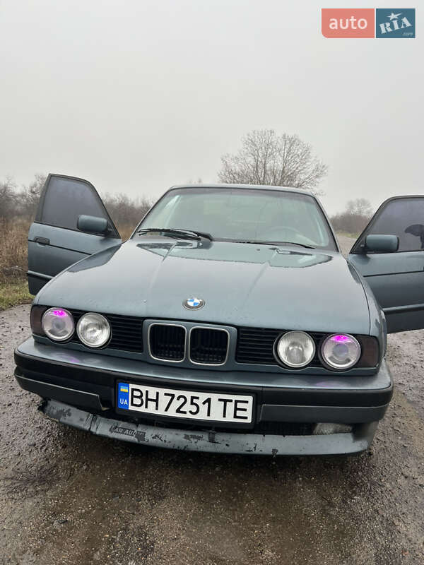 Седан BMW 5 Series 1990 в Белгороде-Днестровском фото 3 Седан BMW 5 Series 1990 в Белгороде-Днестровском