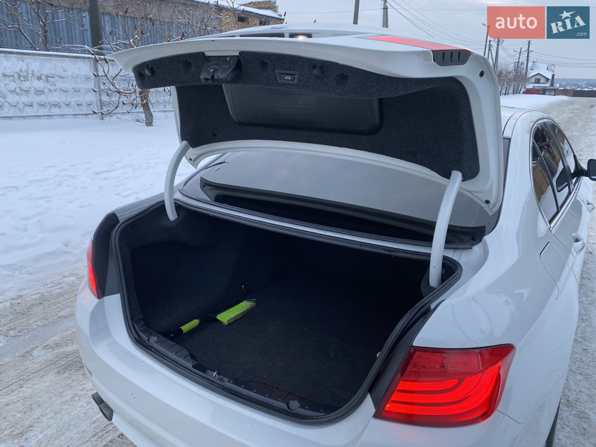 2012 BMW 5er - мініатюра 39
