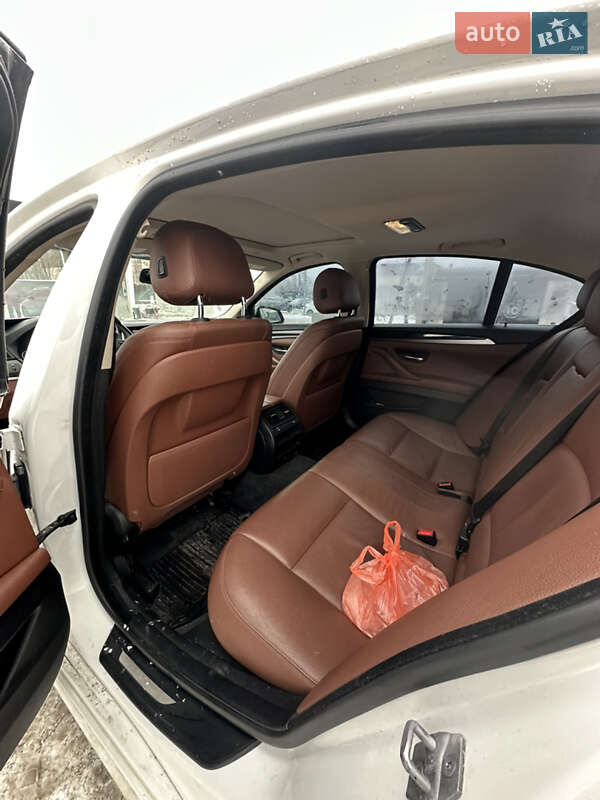 Седан BMW 5 Series 2014 в Киеве фото 17 Седан BMW 5 Series 2014 в Киеве