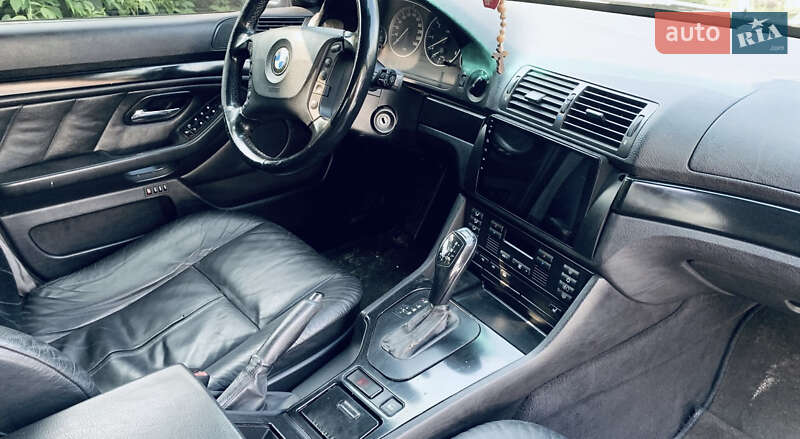 Седан BMW 5 Series 2001 в Одессе