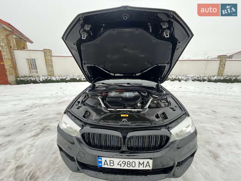 Седан BMW 5 Series 2018 в Виннице