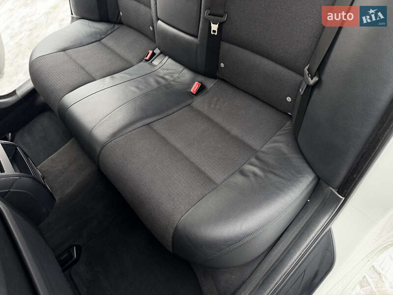 Седан BMW 5 Series 2012 в Киеве