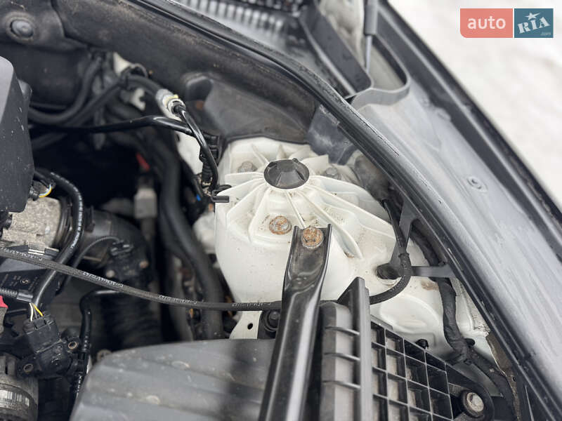 Седан BMW 5 Series 2012 в Летичеве фото 88 Седан BMW 5 Series 2012 в Летичеве