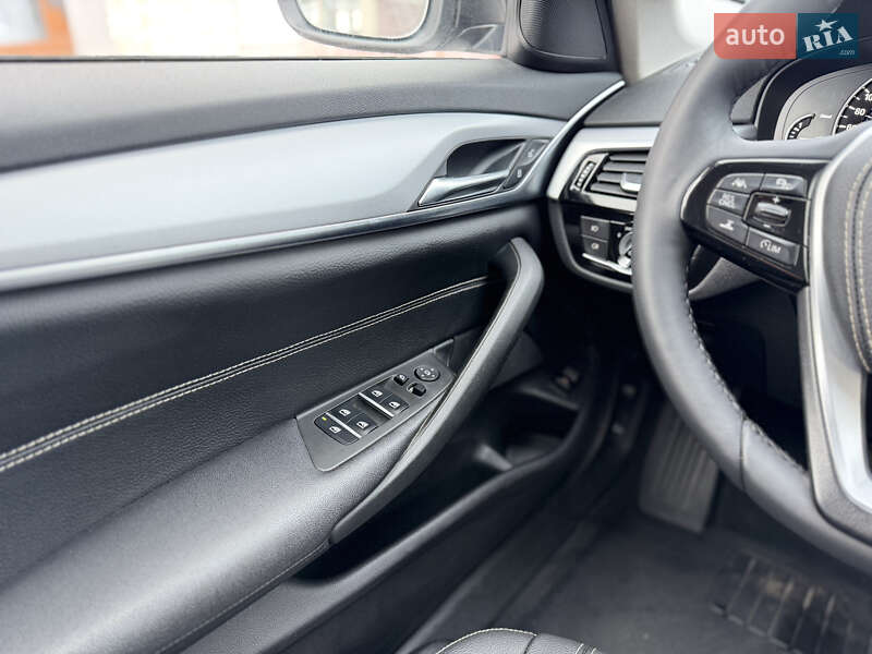 Универсал BMW 5 Series 2018 в Летичеве фото 49 Универсал BMW 5 Series 2018 в Летичеве