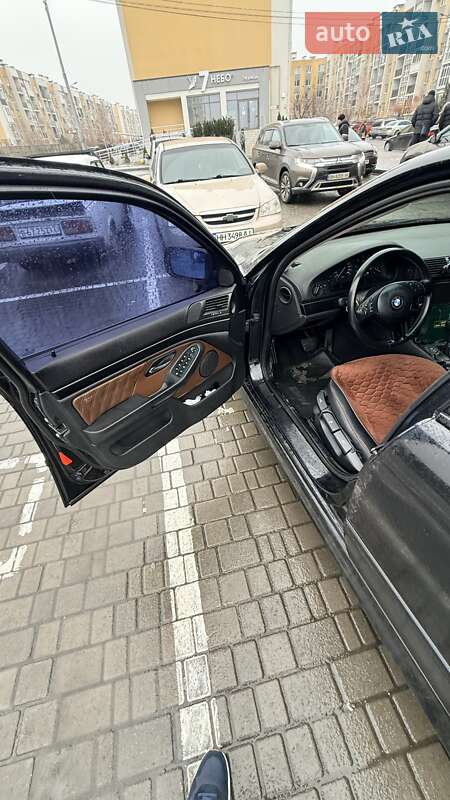 Седан BMW 5 Series 2001 в Одессе