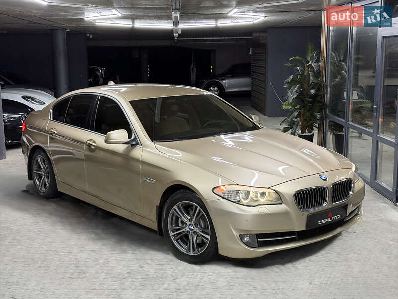 BMW 5 Series 2012 BMW 5 Series 2012