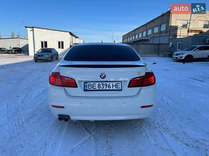 Седан BMW 5 Series 2016 в Николаеве