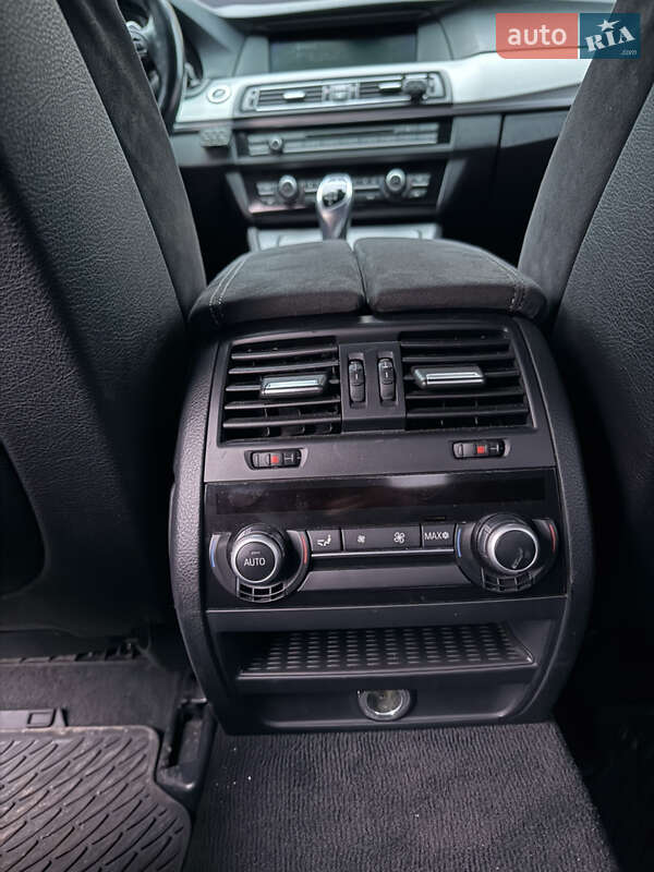 Седан BMW 5 Series 2012 в Шепетовке