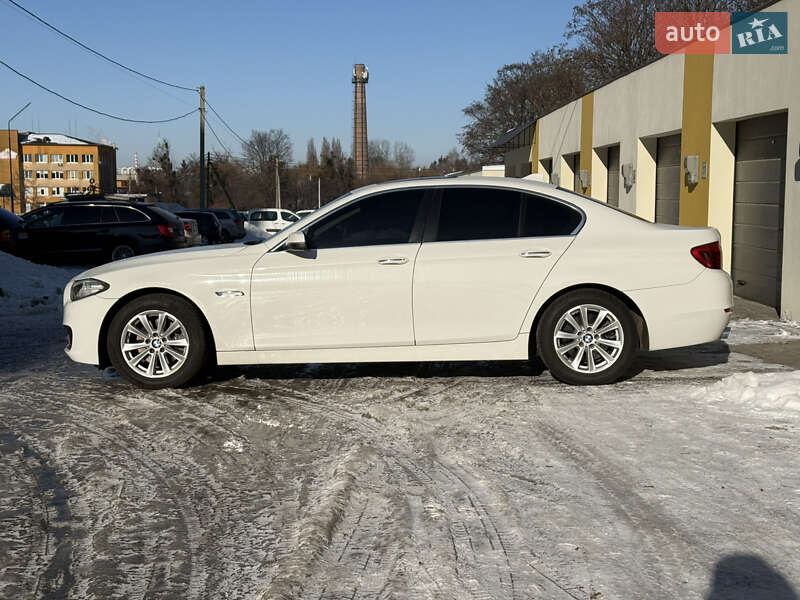 Седан BMW 5 Series 2015 в Луцке
