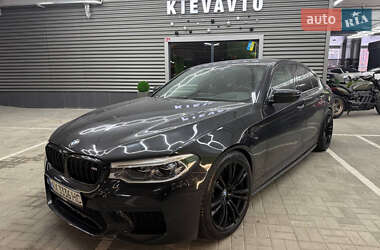 Седан BMW 5 Series 2017 в Киеве