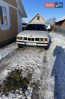 Седан BMW 5 Series 1990 в Чорткове