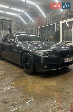 Седан BMW 5 Series 2015 в Каменском