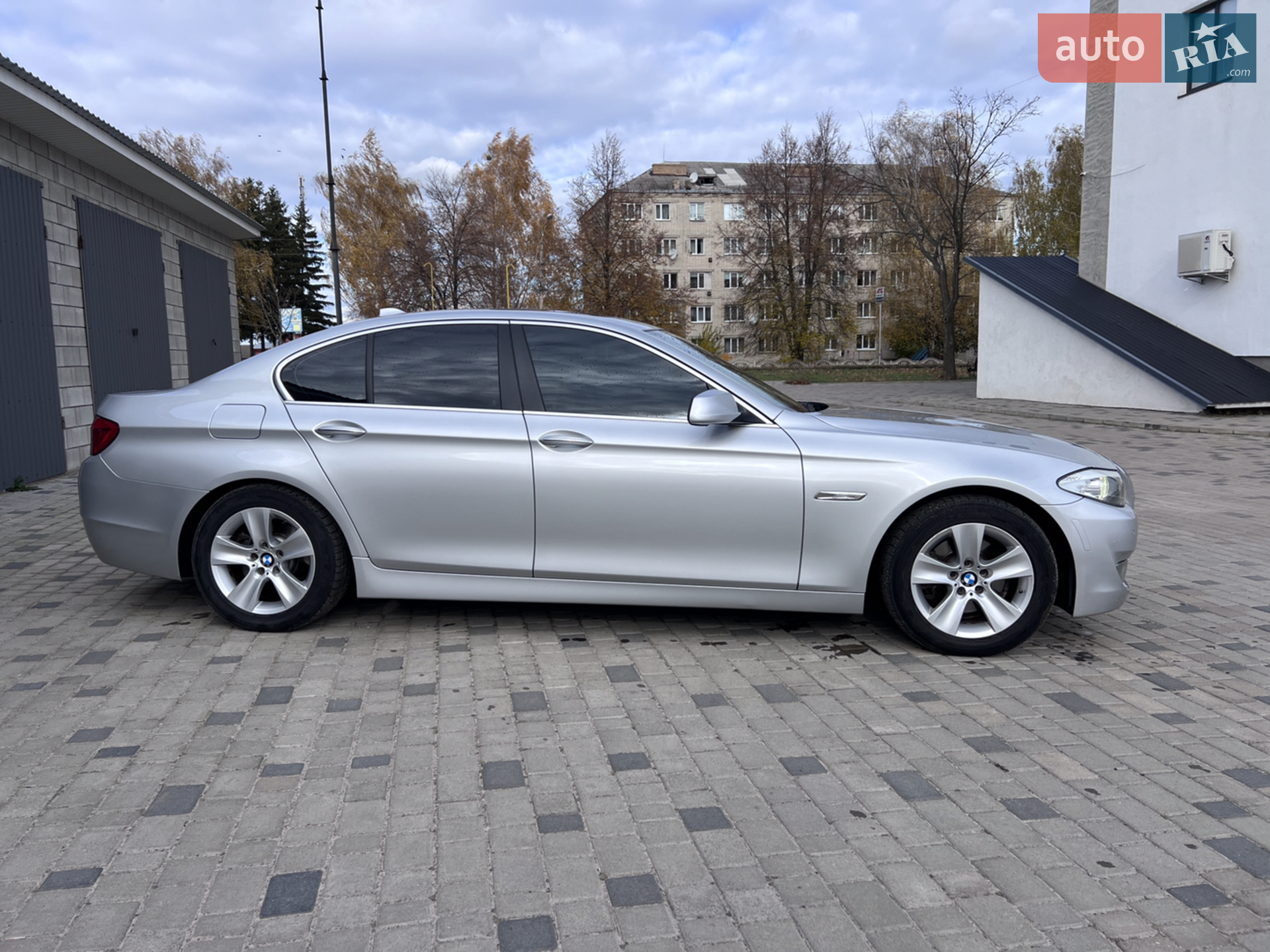 2011 BMW 5er - мініатюра 6