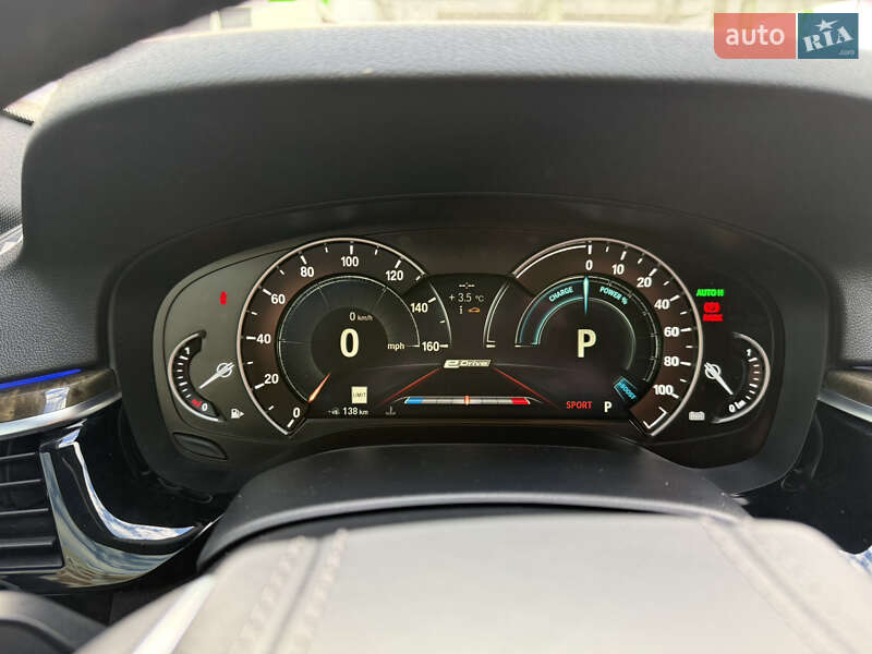 Седан BMW 5 Series 2019 в Львове