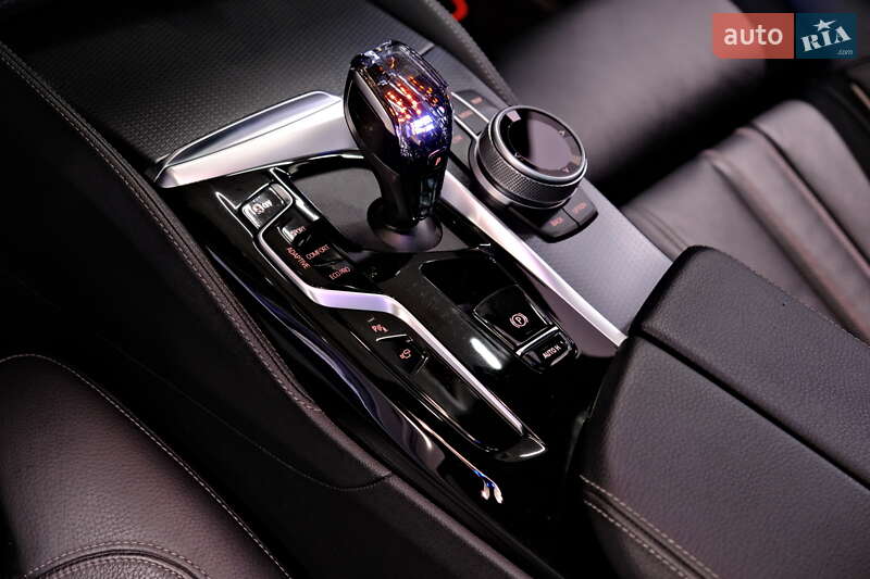 Универсал BMW 5 Series 2021 в Одессе
