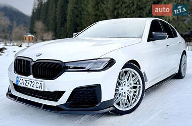 Седан BMW 5 Series 2017 в Киеве