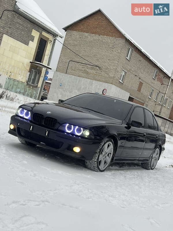 Седан BMW 5 Series 2000 в Виннице