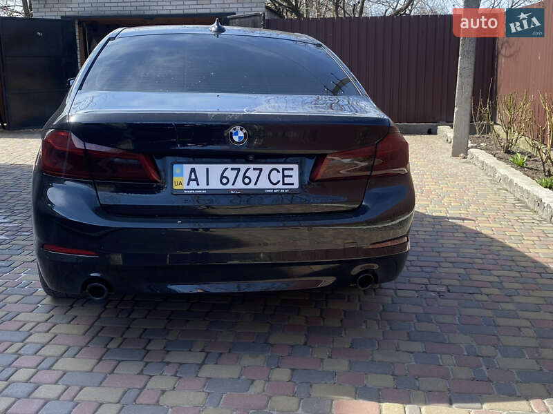 Седан BMW 5 Series 2017 в Киеве