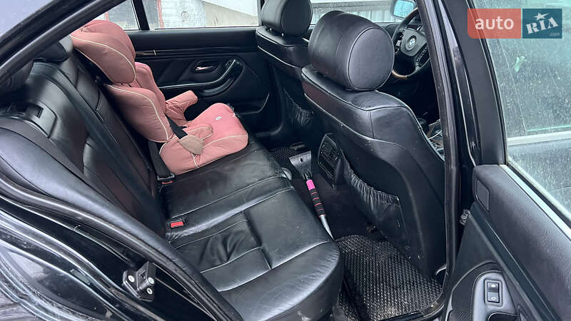 Седан BMW 5 Series 2003 в Ходорове