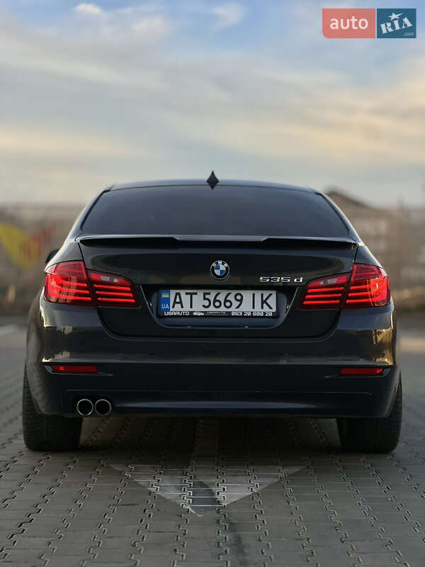 Седан BMW 5 Series 2015 в Ивано-Франковске