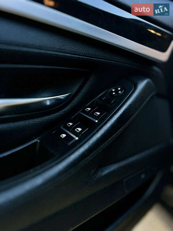Седан BMW 5 Series 2015 в Ивано-Франковске