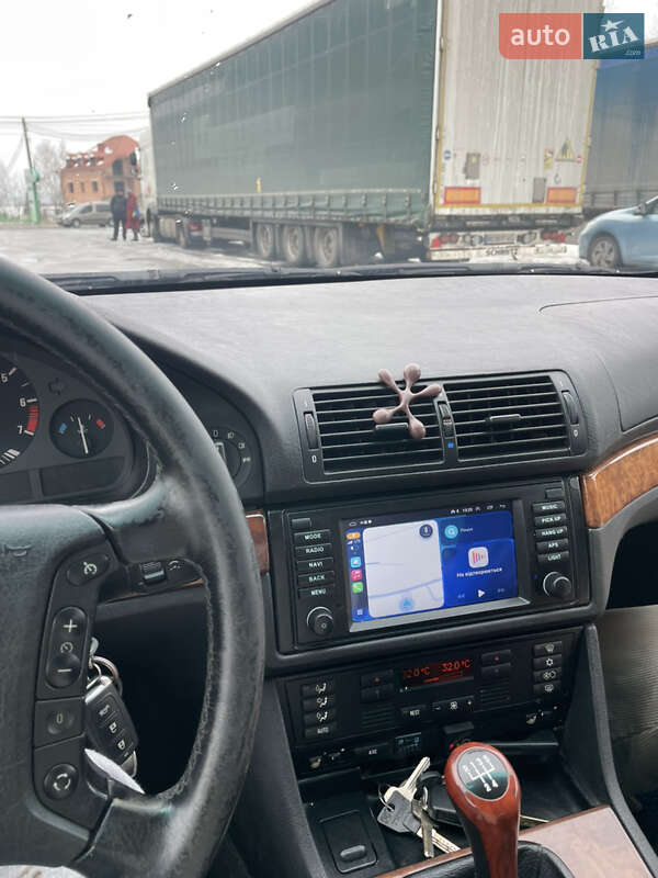 Седан BMW 5 Series 1998 в Львове