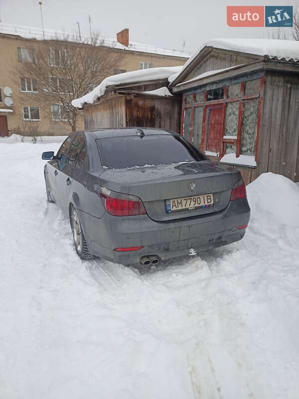 Седан BMW 5 Series 2006 в Радомышле