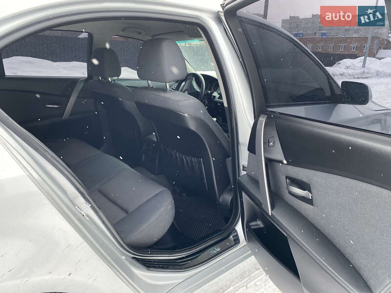 Седан BMW 5 Series 2005 в Хмельницком