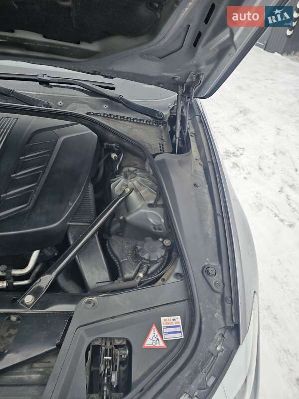 Седан BMW 5 Series 2011 в Здолбуніві