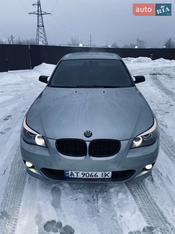 Седан BMW 5 Series 2004 в Долине