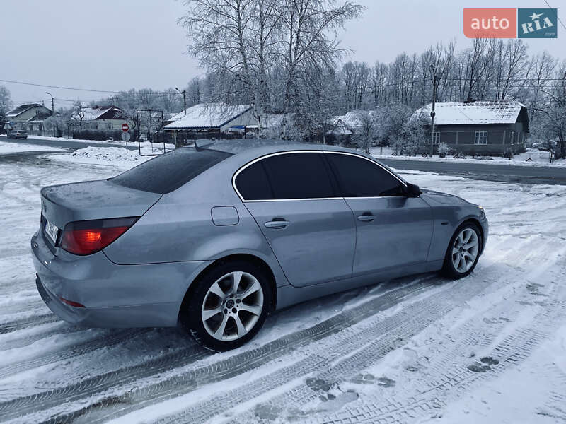 Седан BMW 5 Series 2004 в Долине