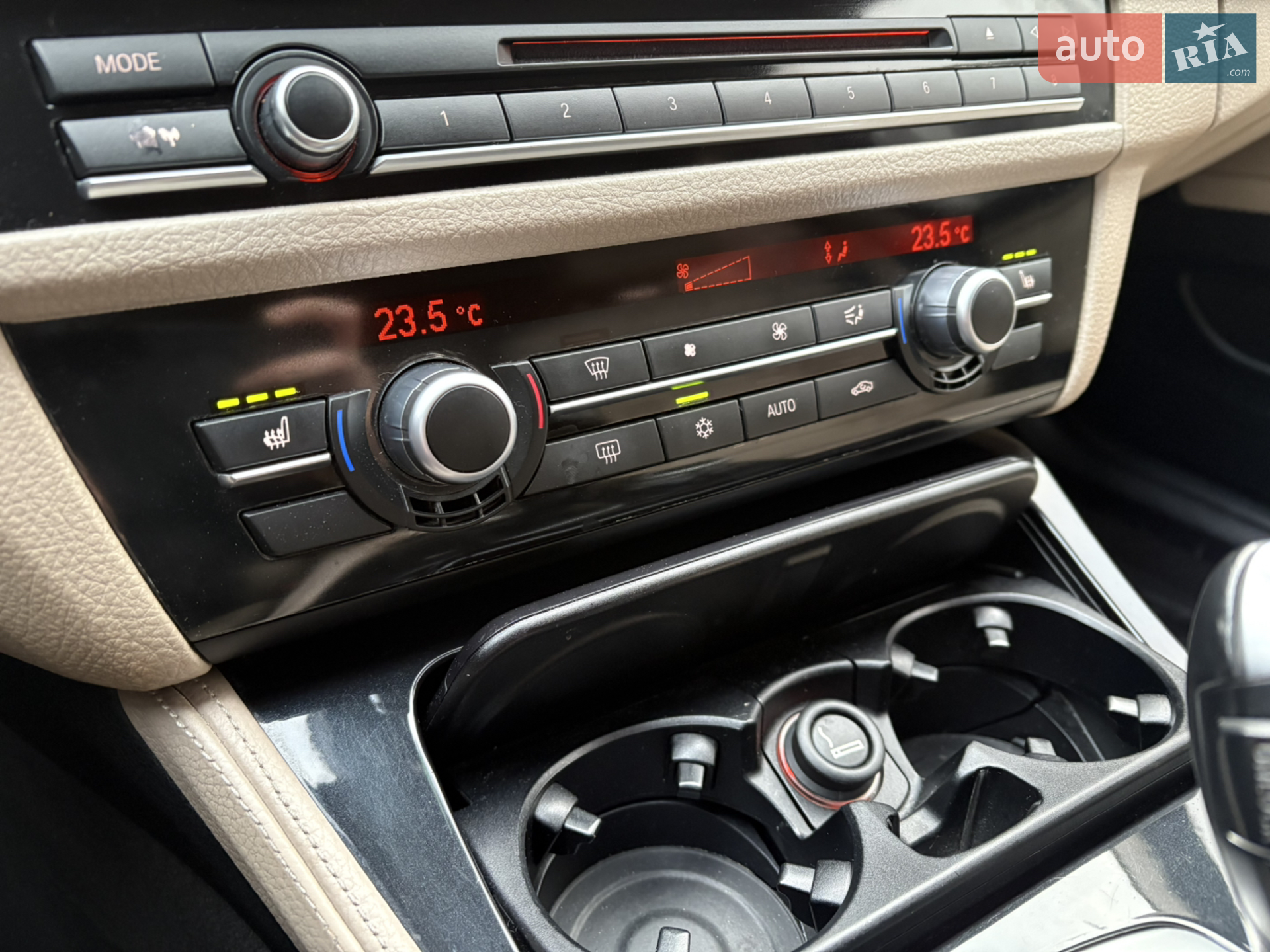 2010 BMW 5er - мініатюра 22