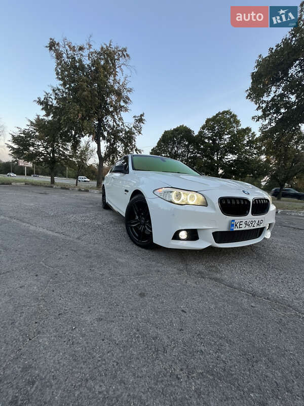 Седан BMW 5 Series 2012 в Запорожье