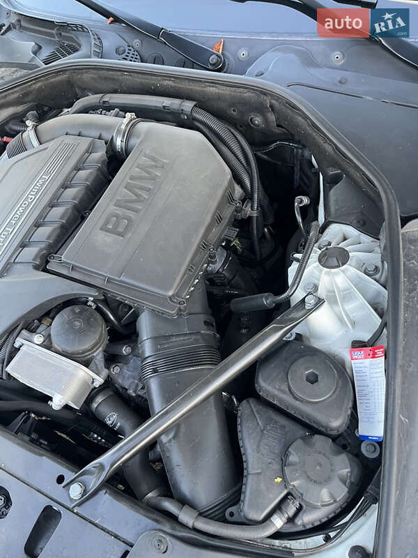 Седан BMW 5 Series 2012 в Запорожье