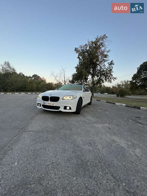 Седан BMW 5 Series 2012 в Запорожье