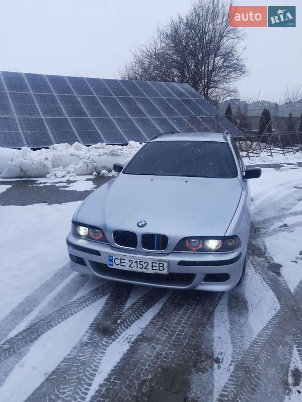 Универсал BMW 5 Series 1998 в Кицмани