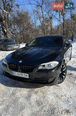 Седан BMW 5 Series 2012 в Львове